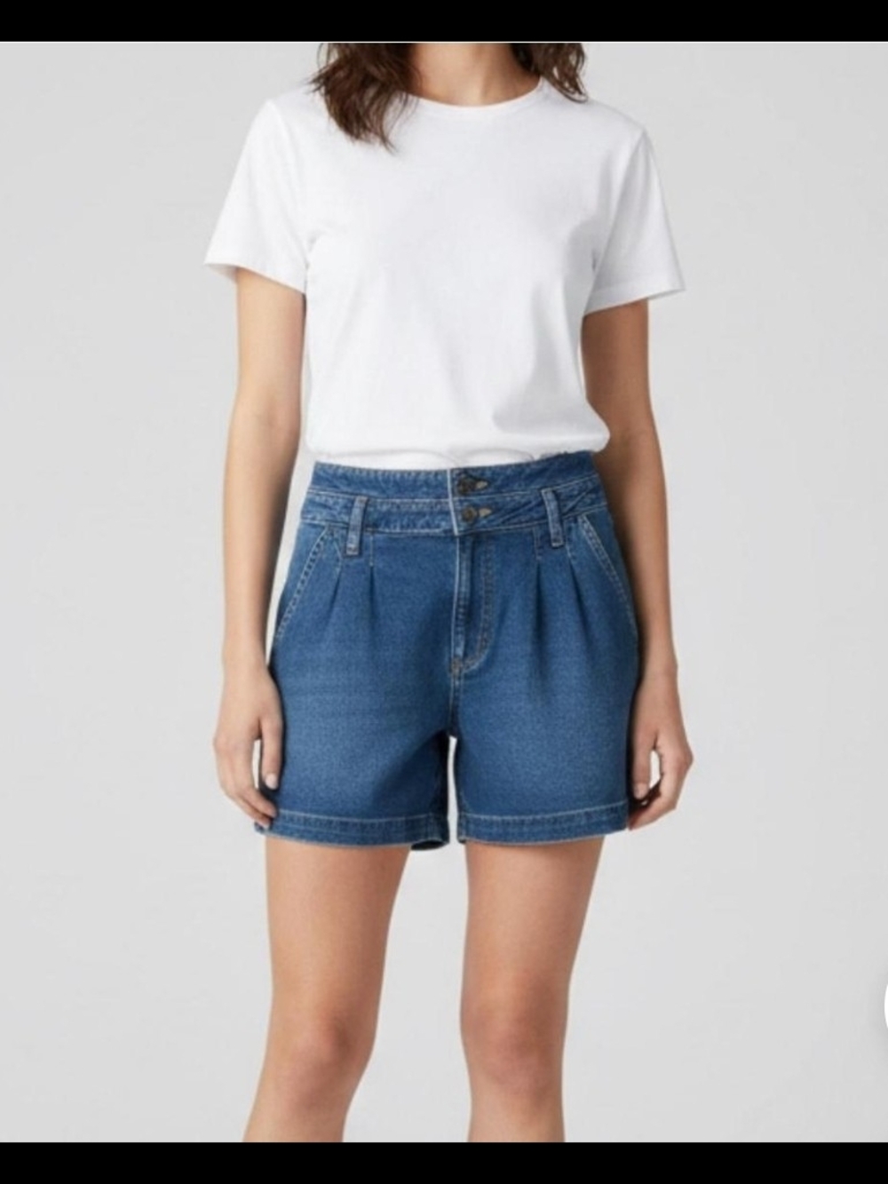 Lee Mid-Blue High-Waist Pleated Denim Shorts Size 6
